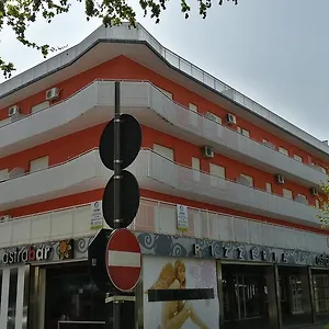 https://condominio-mariella.hotelinveneto.com